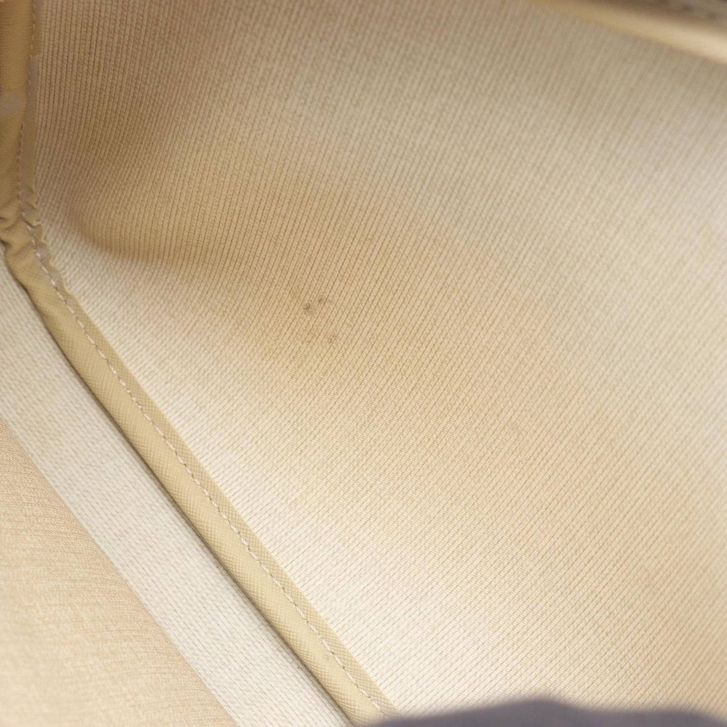 Louis Vuitton Reporter Pm Shoulder Bag