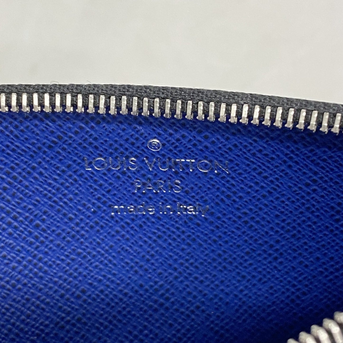 Louis Vuitton Taigarama Coin Card Holder M30270 Cobalt