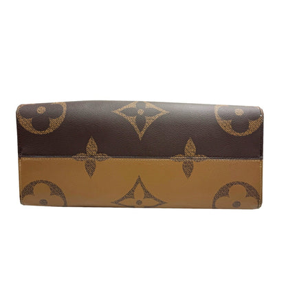 Louis Vuitton On The Go Mm M45321 Monogram Giant Reverse Tote Bag