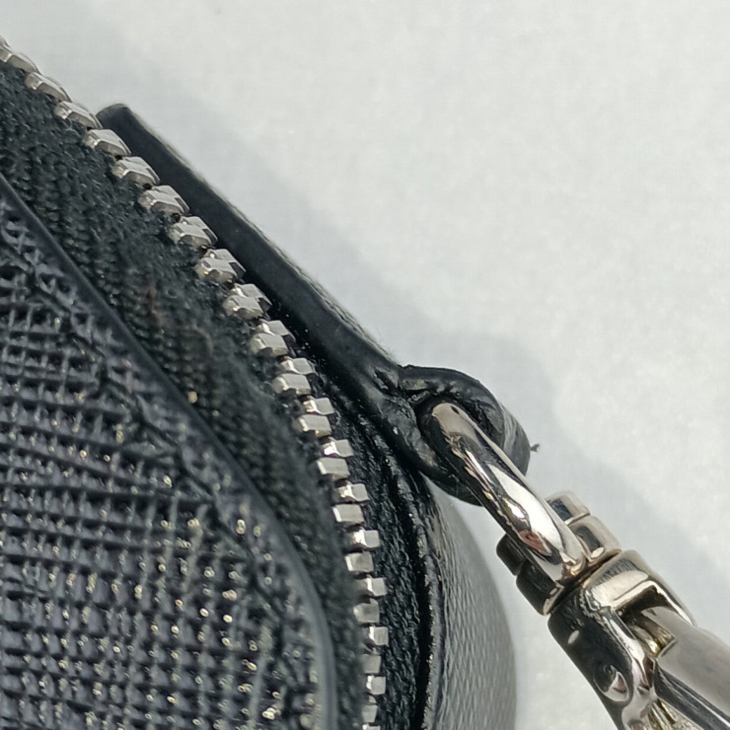 Prada Prada Shoulder Pouch Saffiano Mini 2Tt105 Black Leather