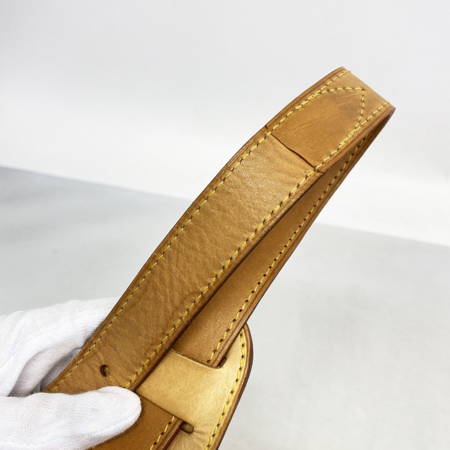 Louis Vuitton Monogram Hudson Shoulder Bag M40027 Brown