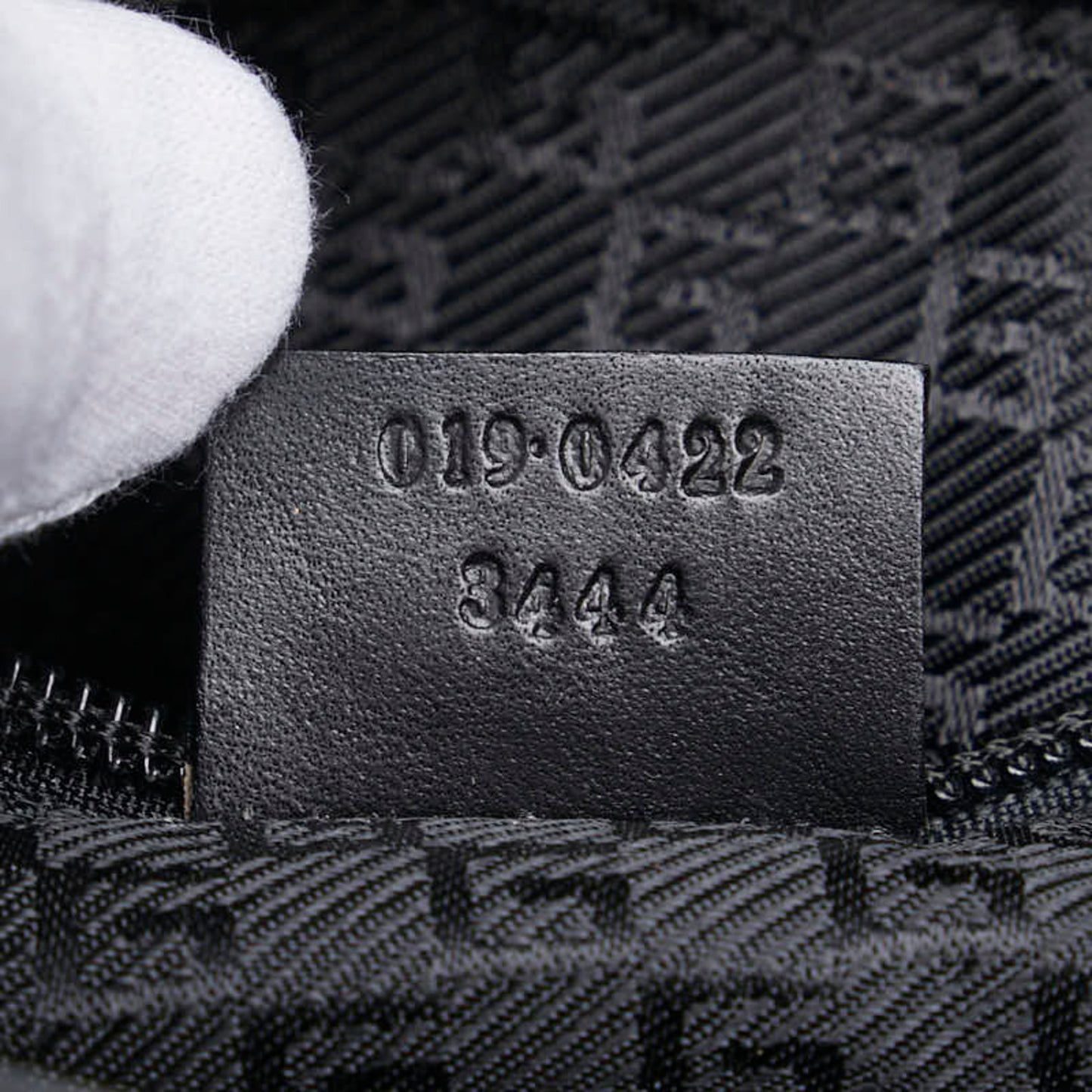 Gucci One-Shoulder Bag 019 0422 3444 Black Canvas