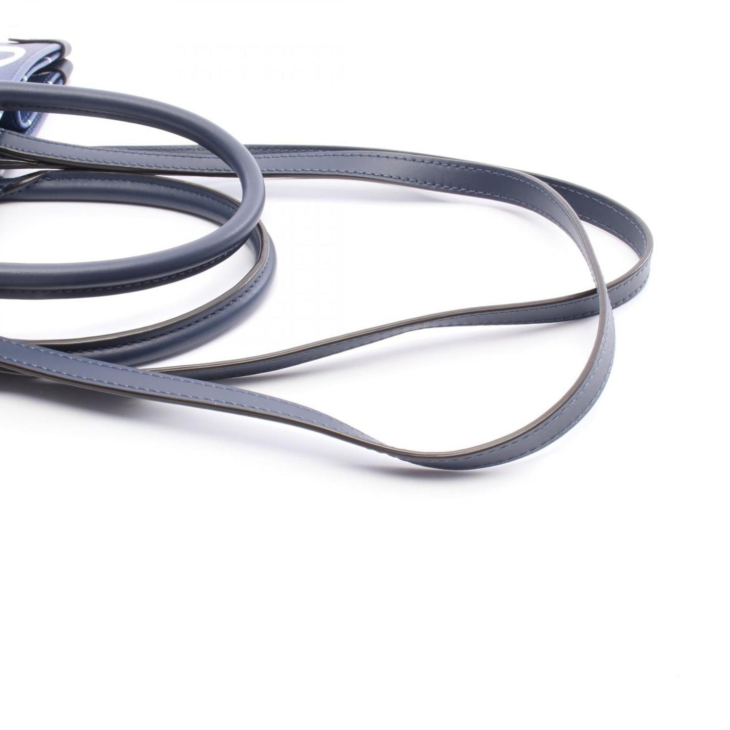 Louis Vuitton Lv Escale On The Go Gm Shoulder Bag