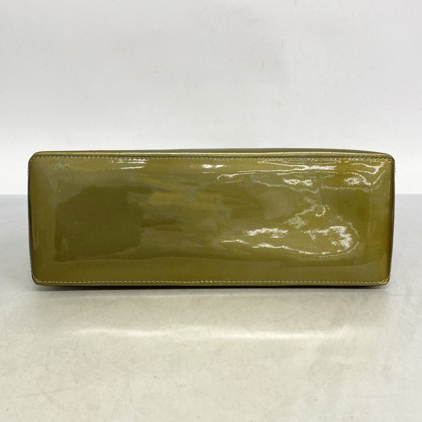 Louis Vuitton Vernis Wilshire Pm Handbag M91627