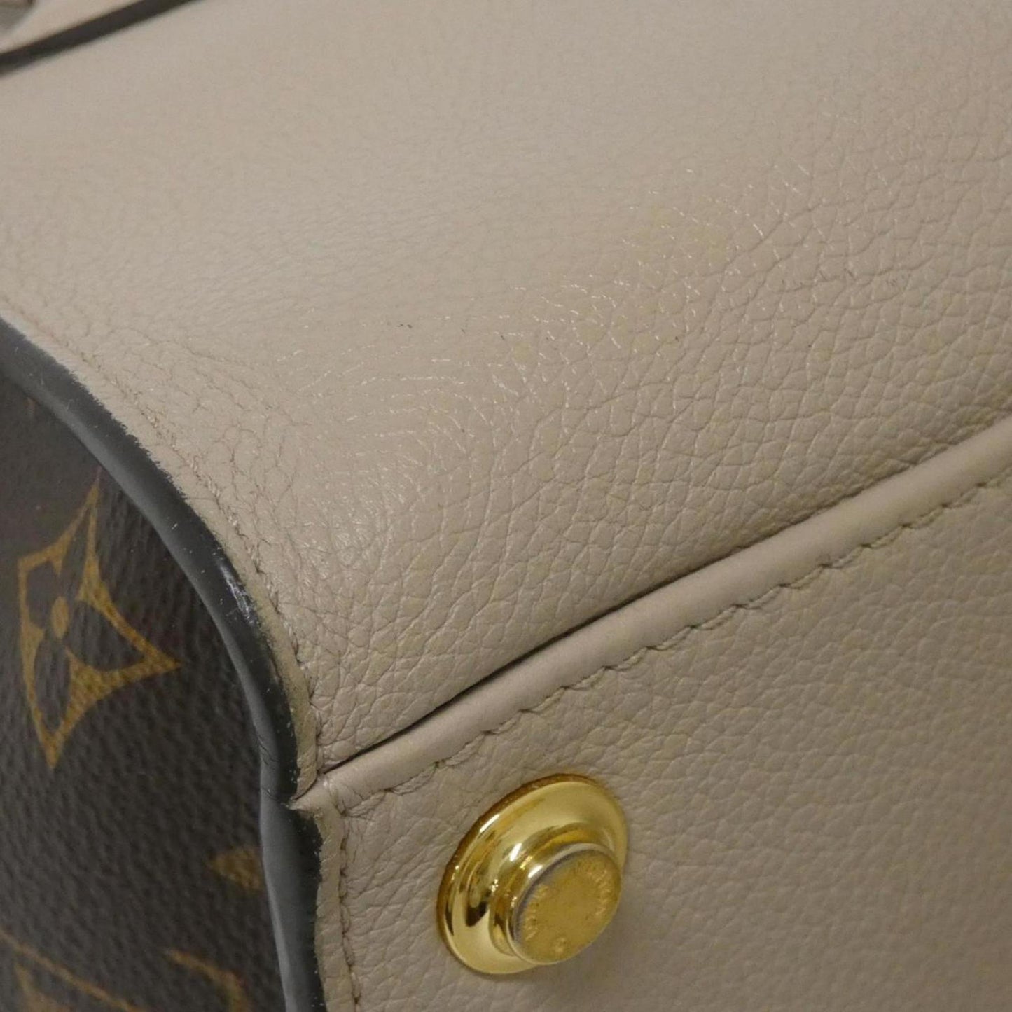 Louis Vuitton On My Side Pm M57729 Handbag