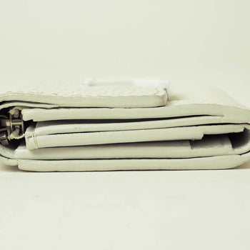 Louis Vuitton Portefeuille Capucines Xs Taurillon Leather White Tri-Fold Wallet