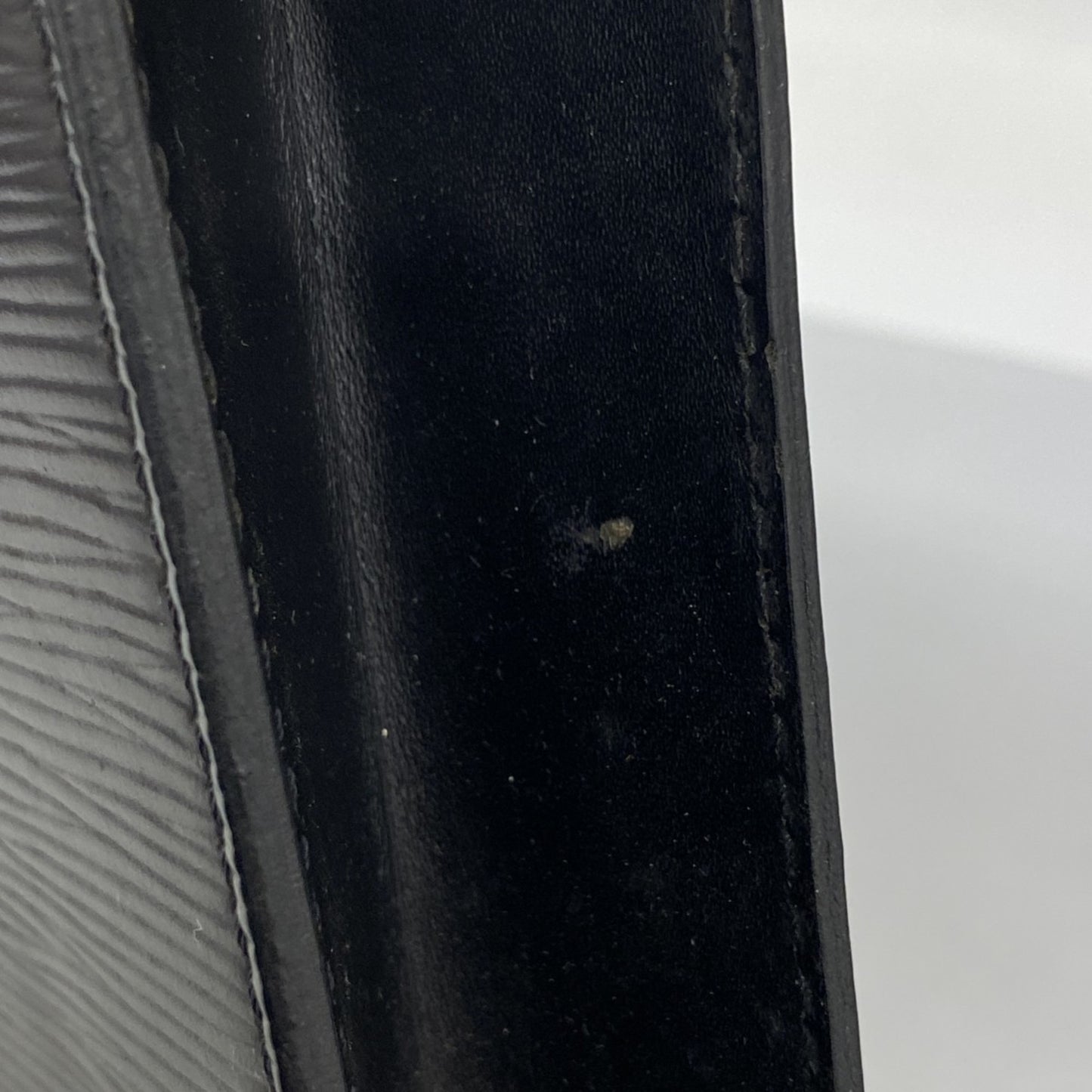 Louis Vuitton Epi Pochette Homme Clutch Bag M52522 Noir