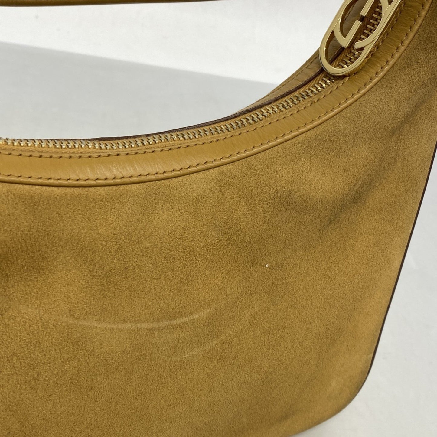 Gucci Shoulder Bag 001 3812 Suede Brown