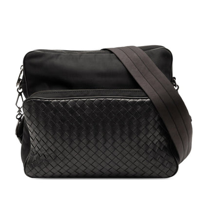 Bottega Veneta Intrecciato Shoulder Bag In Black Leather