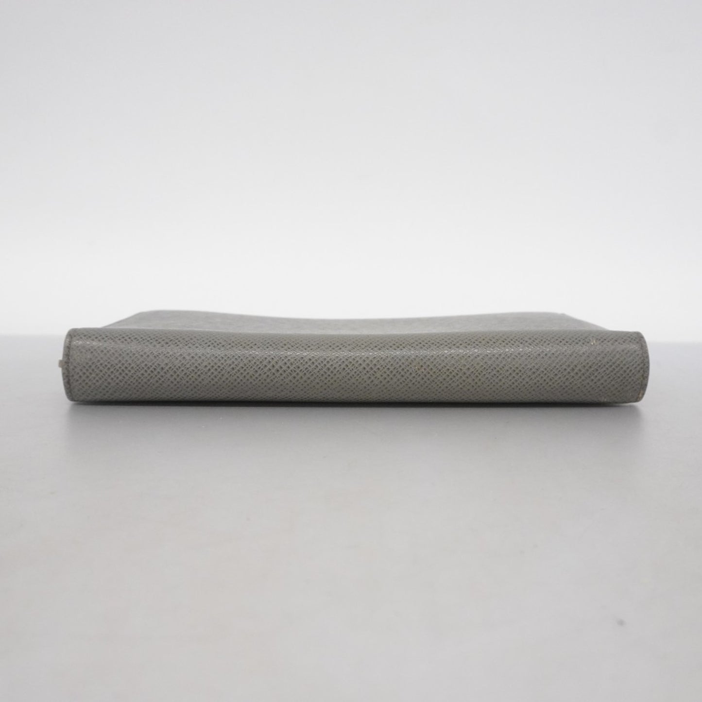 Louis Vuitton Taiga Zippy Organizer Long Wallet M30517 Glacier