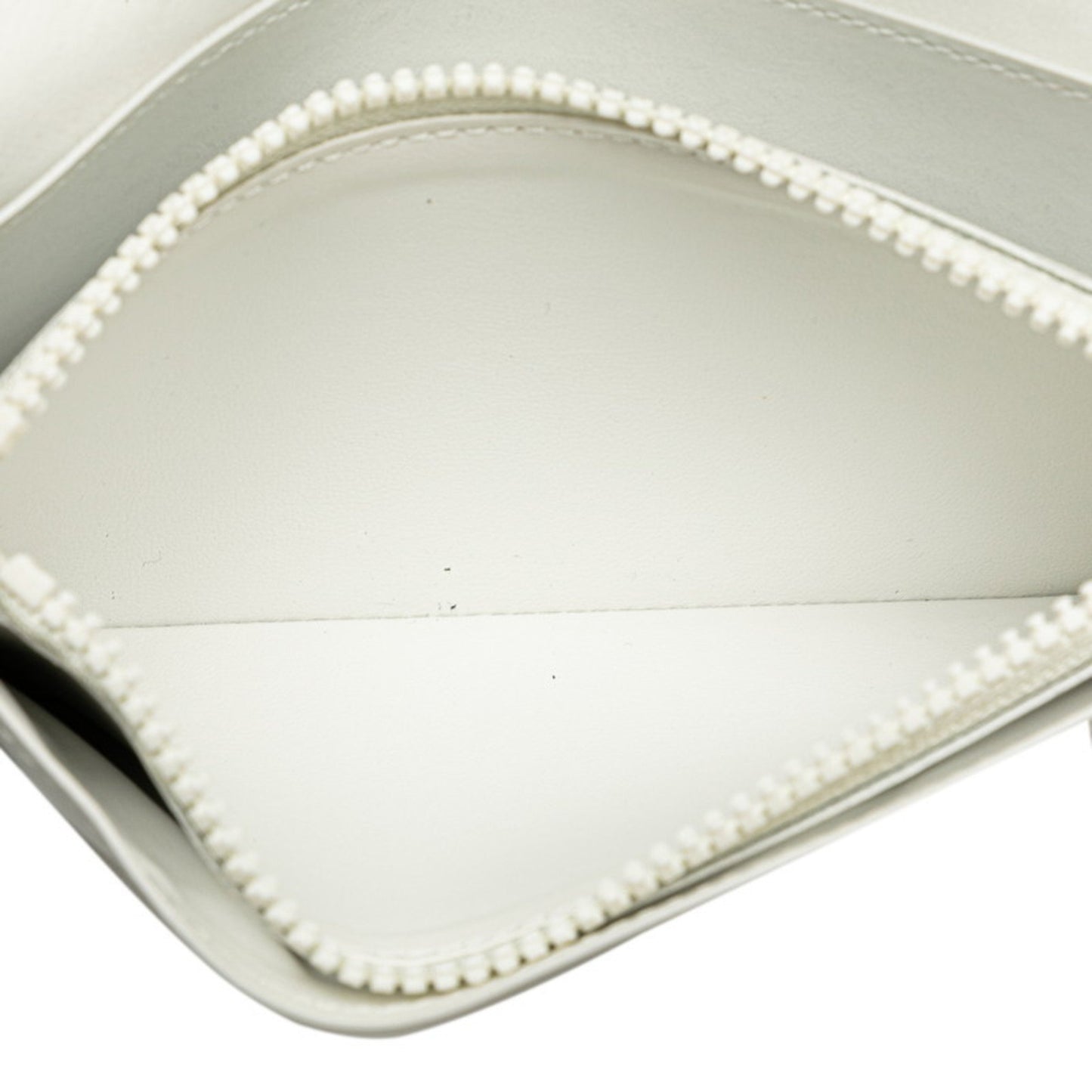 Louis Vuitton Monogram Empreinte Portefeuille Brazza Nm Long Wallet M83066 Full Moon White Leather