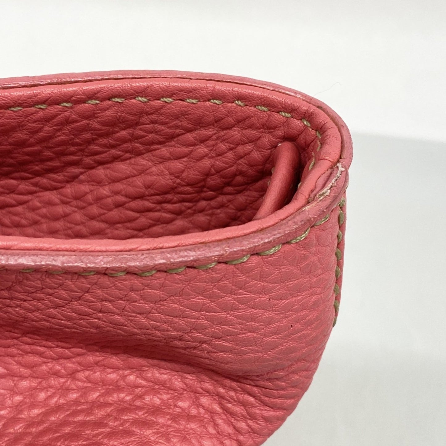 Fendi Selleria Leather Tote Bag In Pink