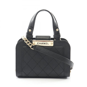 Chanel Matelasse Shoulder Bag In Grained Calfskin Leather