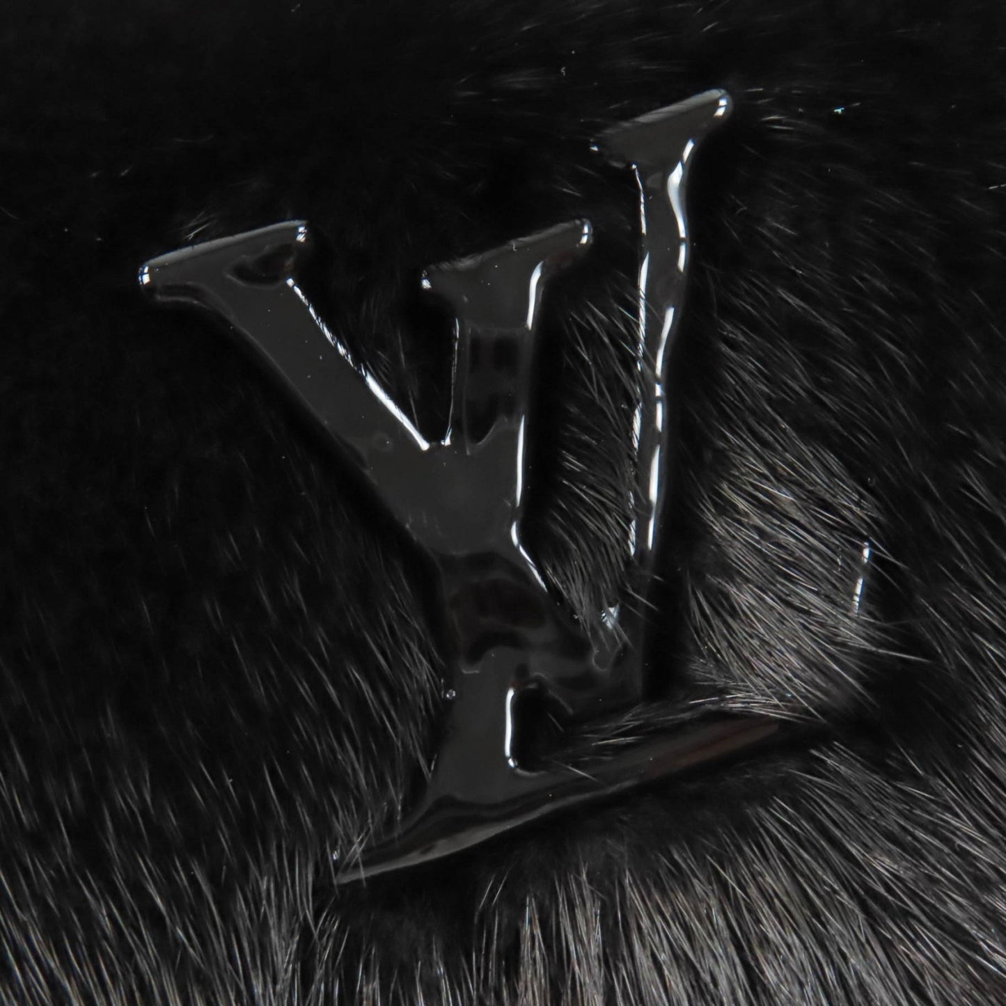 Louis Vuitton 2022 Louis Vuitton M77961 Lv Ahead Scarf With Logo