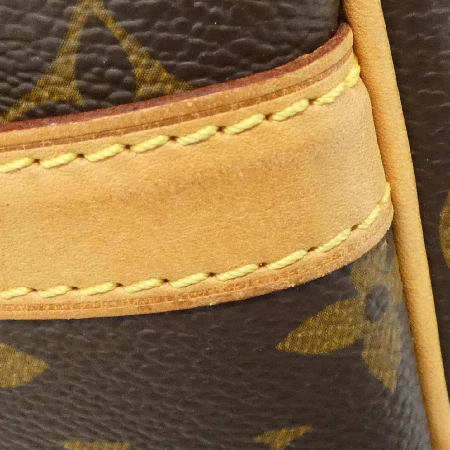 Louis Vuitton Monogram Reporter 28Cm M45254 Shoulder Bag