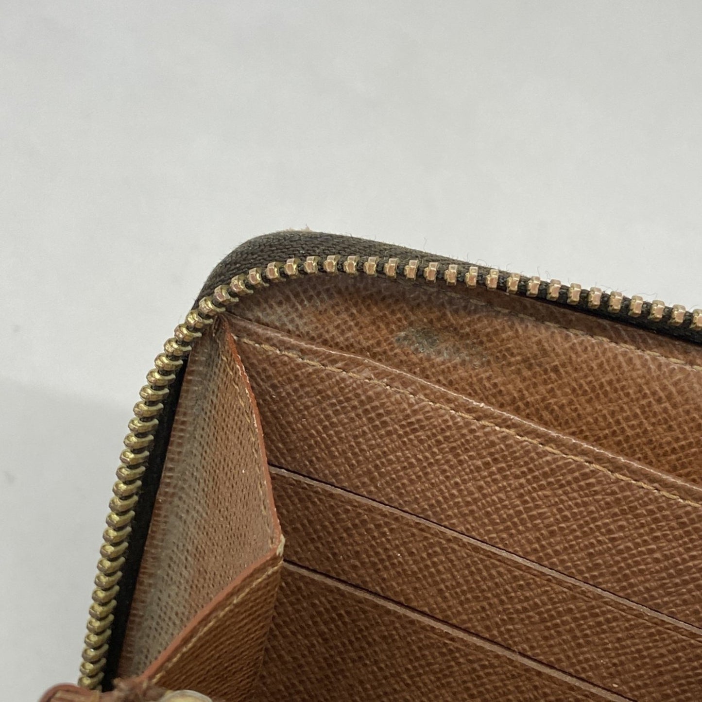 Louis Vuitton Monogram Zippy Wallet M60017 Brown