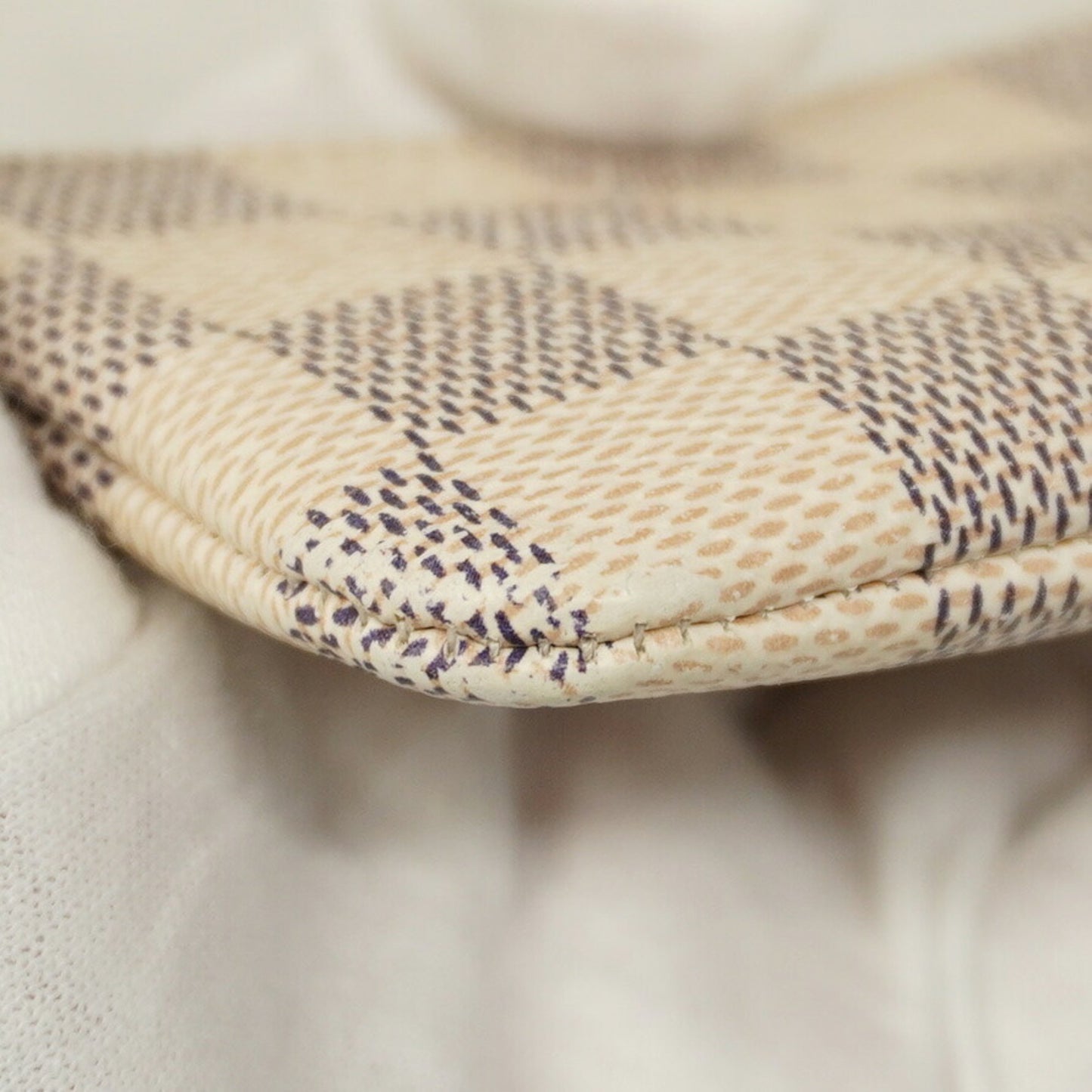 Louis Vuitton Damier Azur Pochette Cle Wallet/Coin Case N62659 White