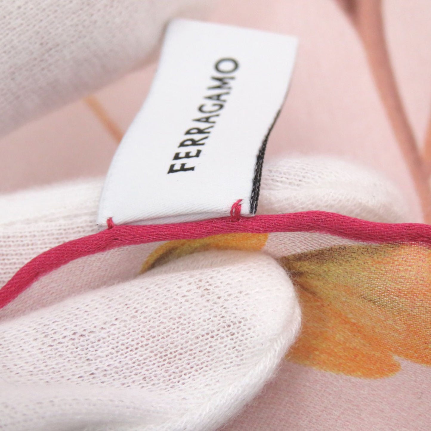 Salvatore Ferragamo Floral Print Silk Pink Scarf/Muffler 0941