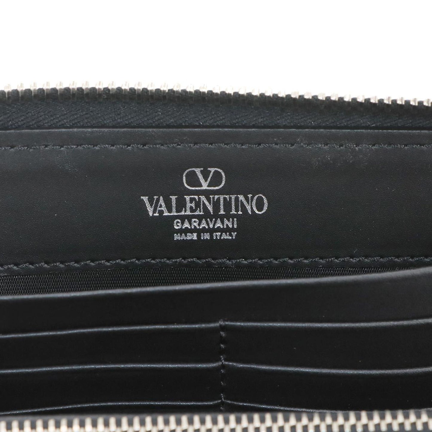 Valentino Garavani Vltn Round Long Wallet In Leather