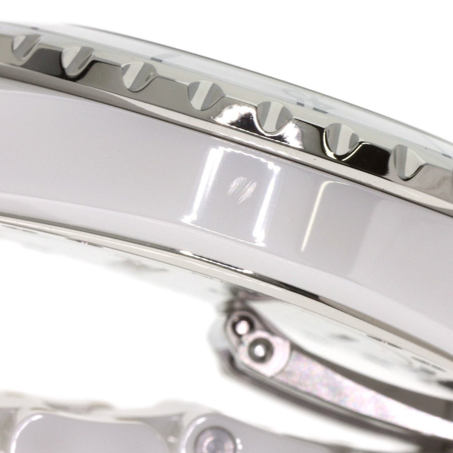 Chanel H0968 J12 33Mm White Ceramic Watch