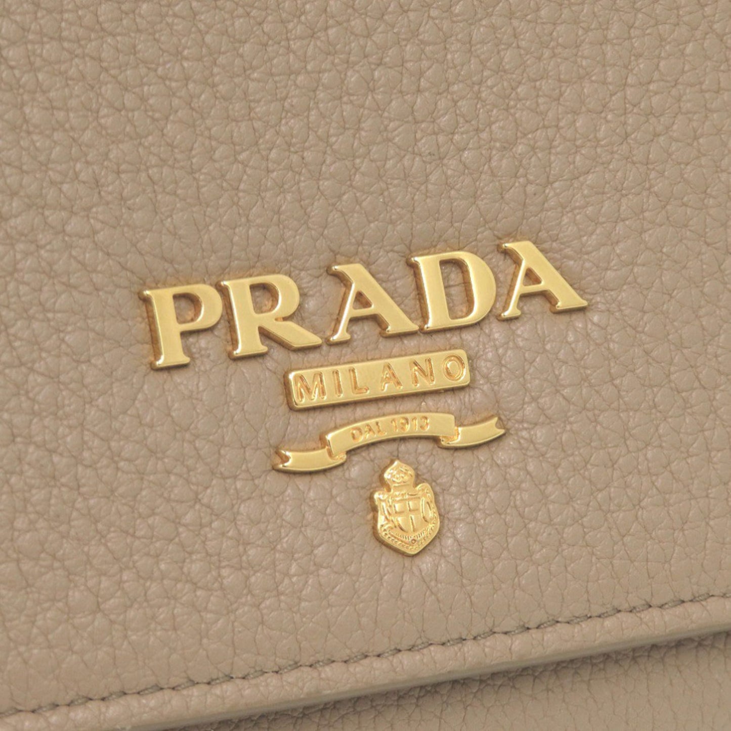 Like New Prada Dynocolor 1Mh132 Vitello Grain Leather Beige