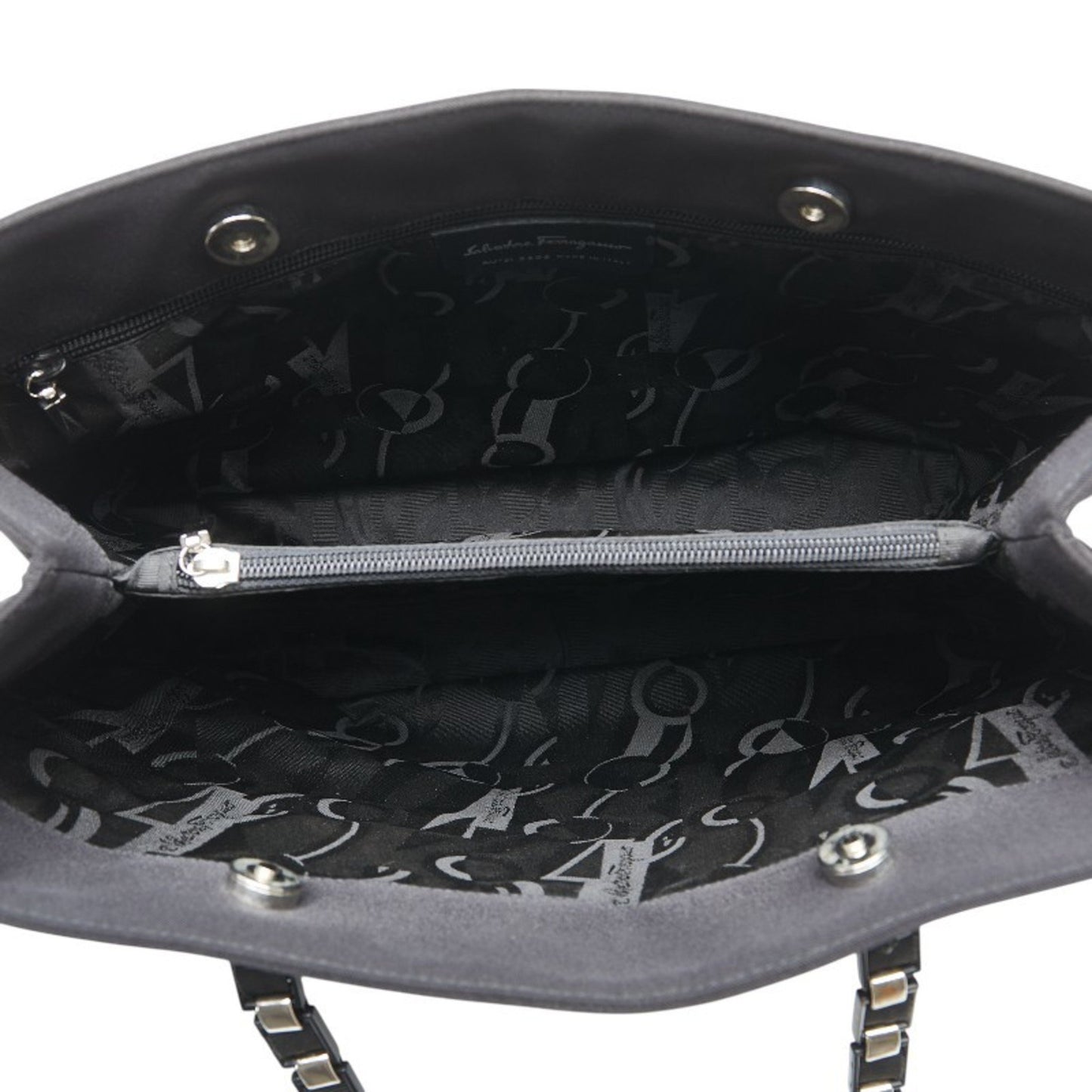 Salvatore Ferragamo Vara Handbag/Shoulder Bag In Black Nylon