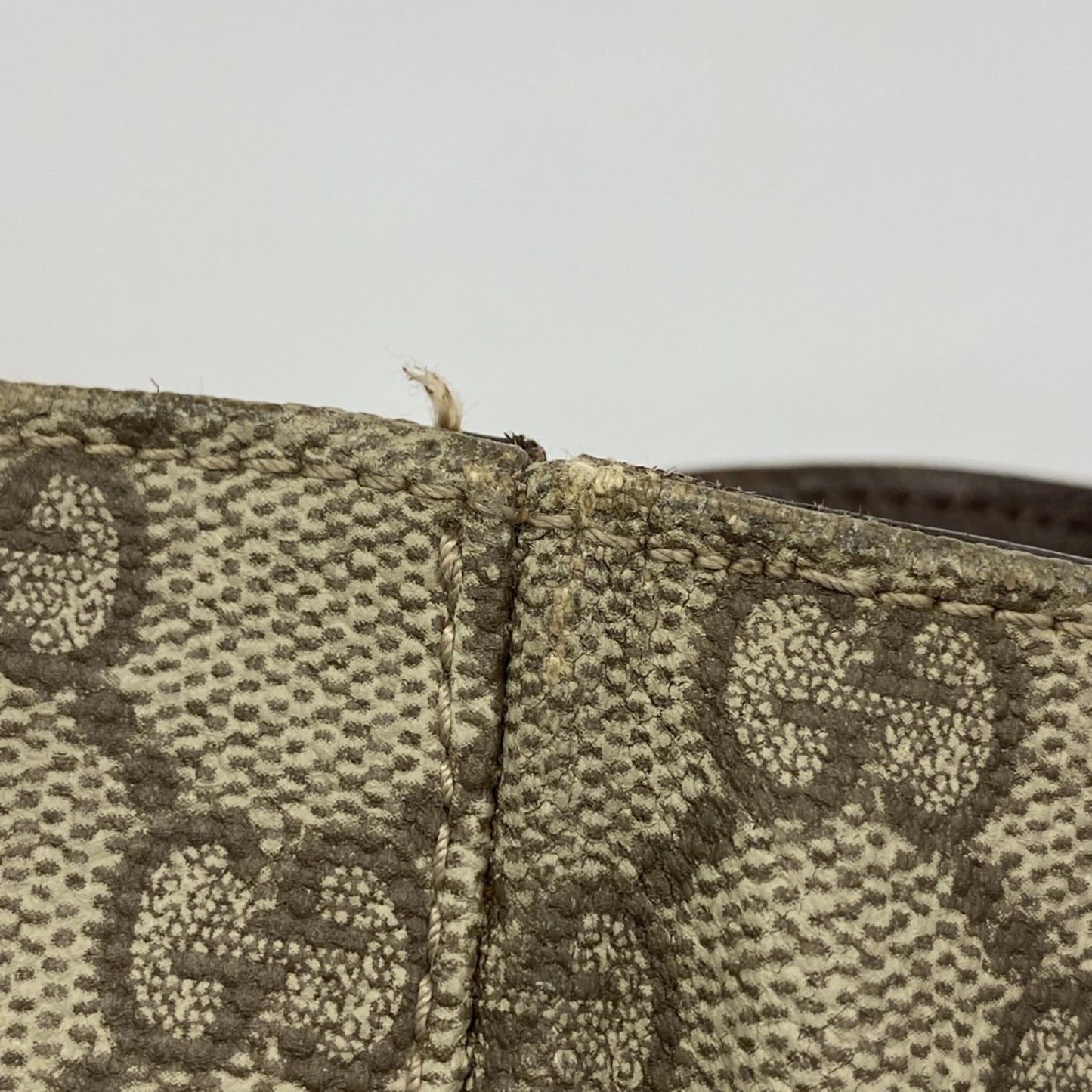 Gucci Gg Supreme Tote Bag 141196 Brown