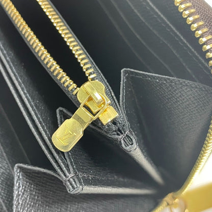 Louis Vuitton M69353 Monogram Giant Zippy Wallet