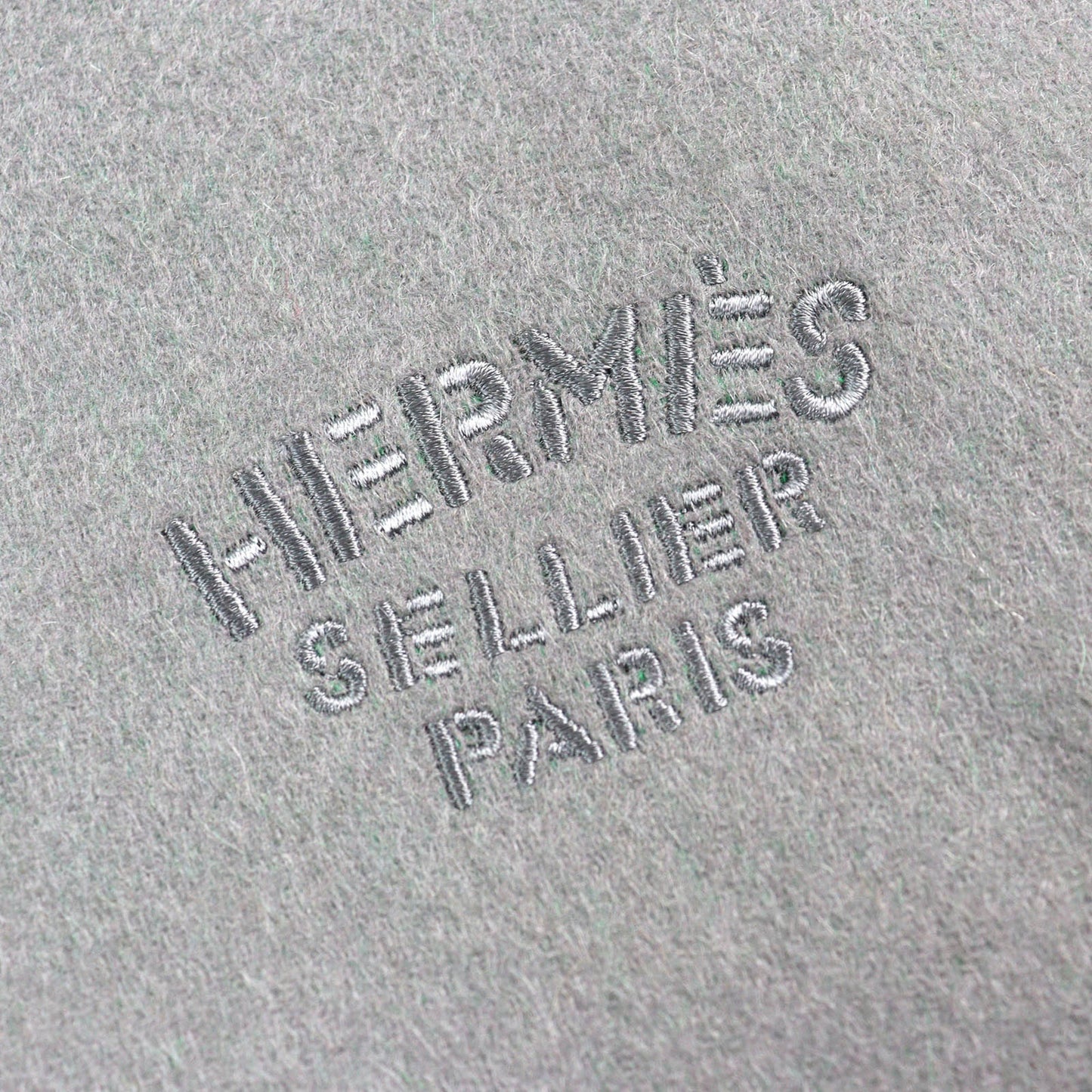 Hermes 100% Cashmere Logo Embroidered Two-Tone Fringed Large Shawl/Stole/Scarf