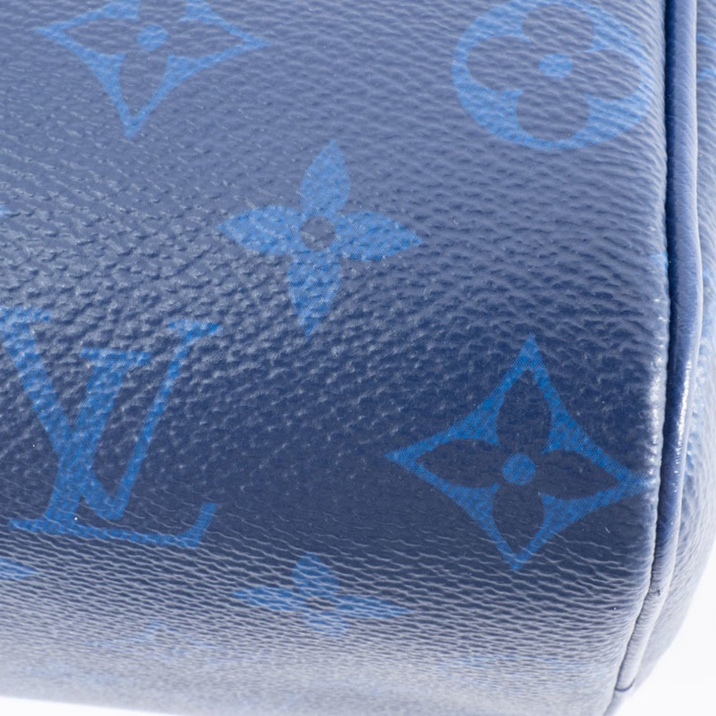 Louis Vuitton Dopp Kit Clutch Bag/Second Bag M30849 Monogram | Taiga Leather Blue