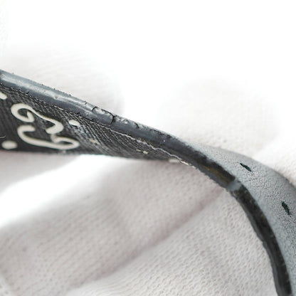 Gucci G-Timeless 126.4