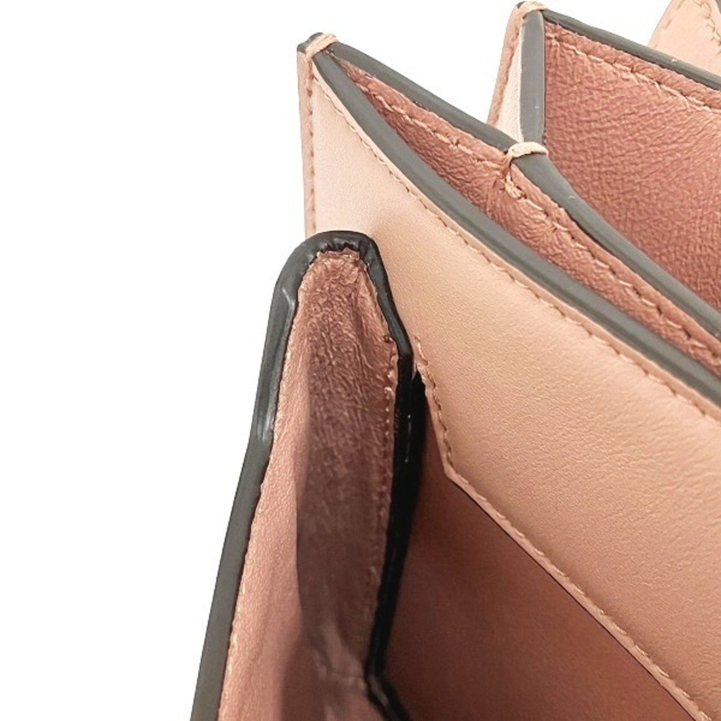 Salvatore Ferragamo Ferragamo Gancini Ez-21I163 Pink Leather Shoulder Bag