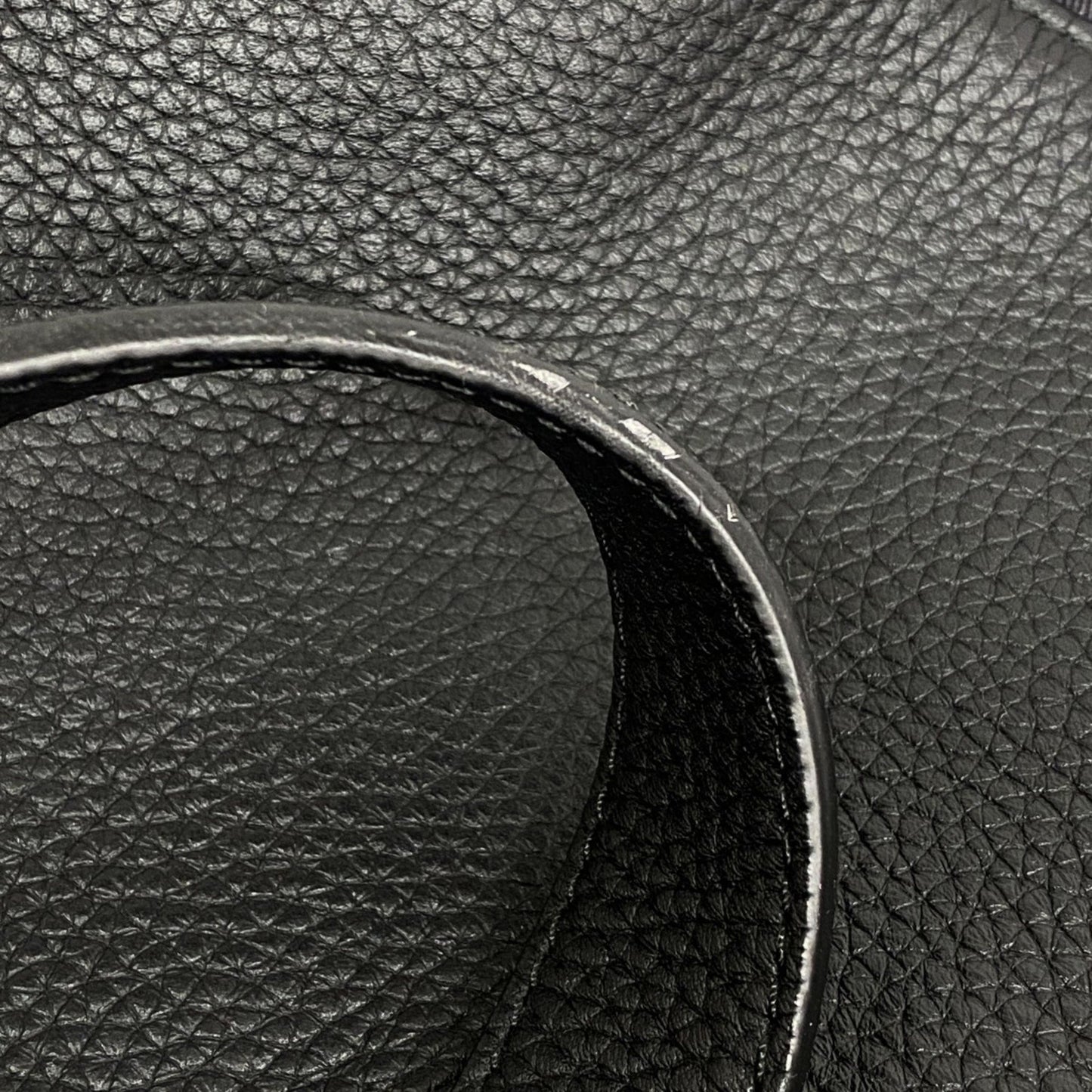 Louis Vuitton Tote Bag Taurillon Cabalite M55000 Noir