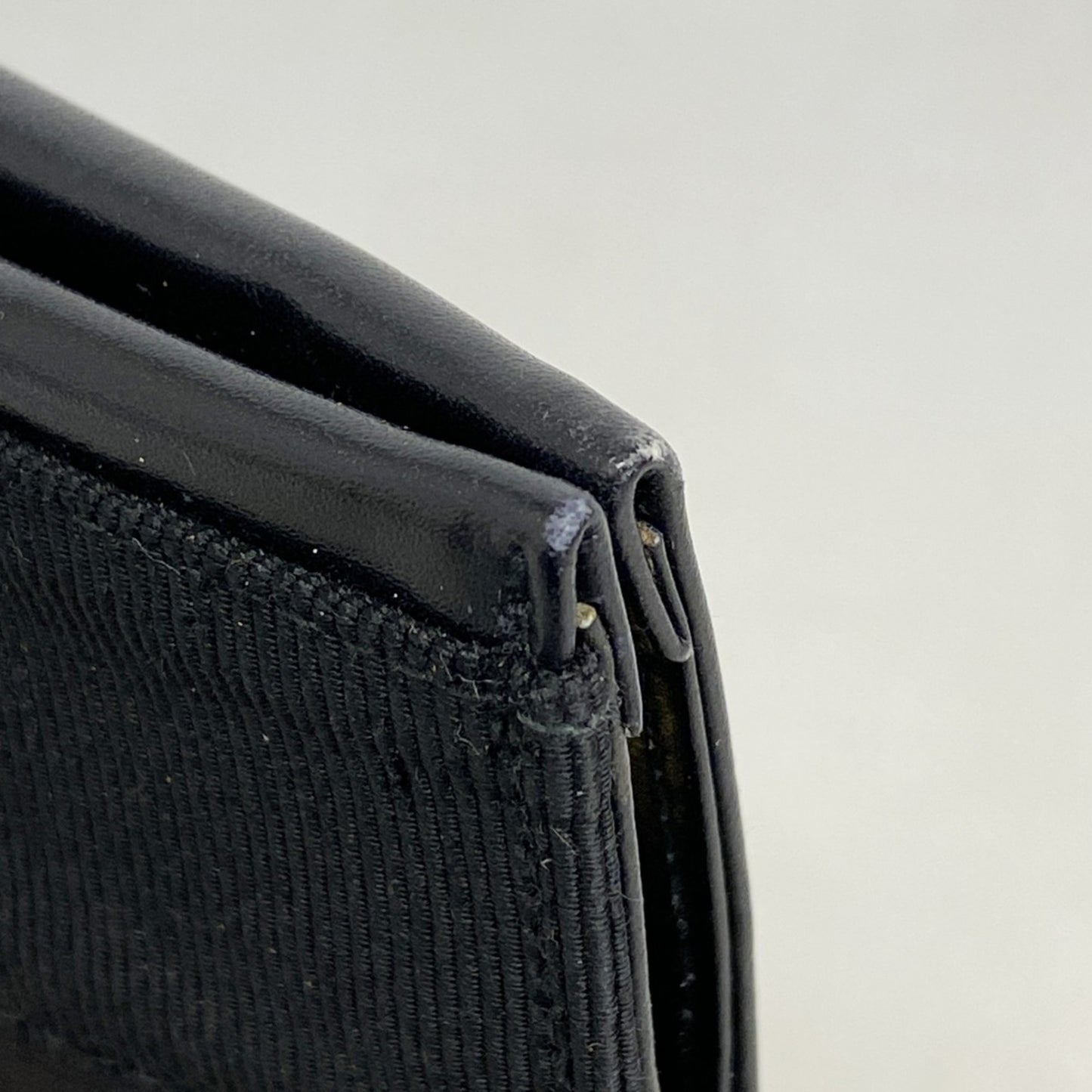 Salvatore Ferragamo Vara Leather Shoulder Bag