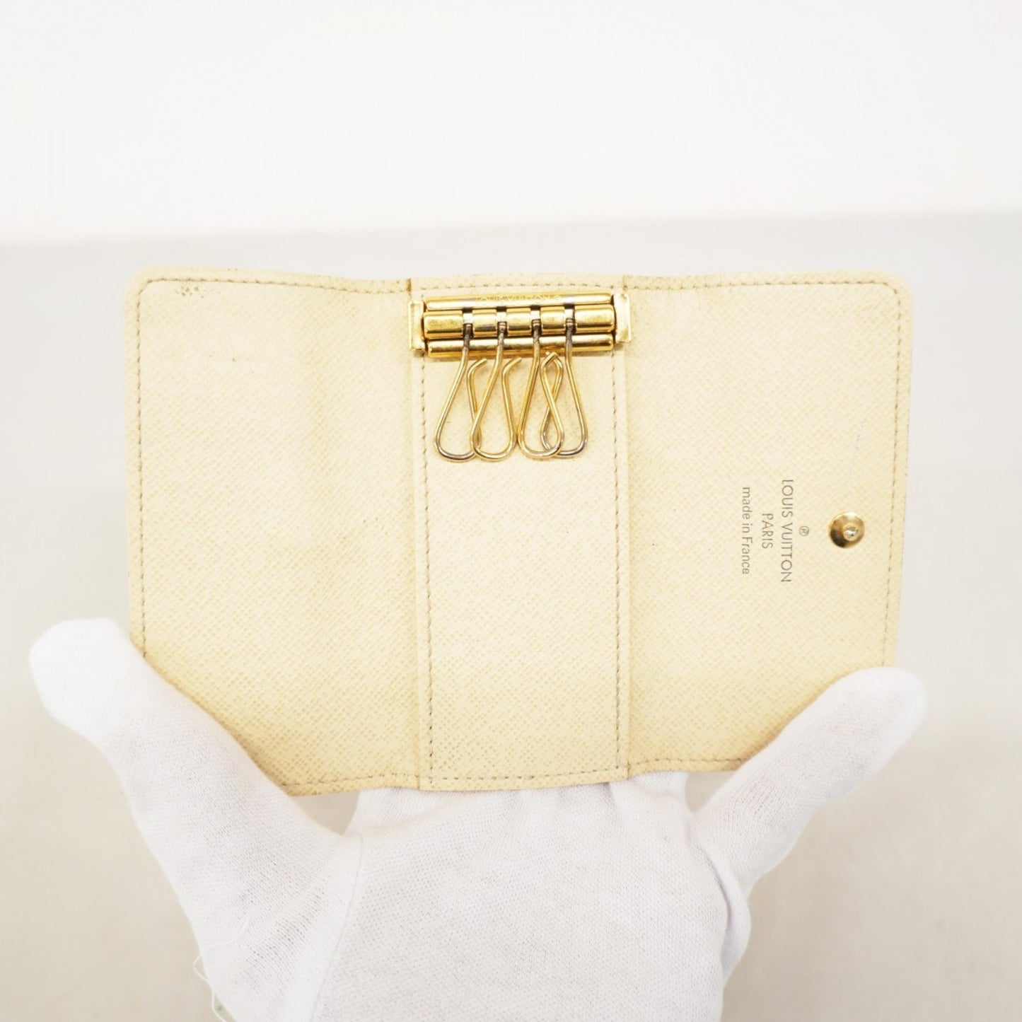 Louis Vuitton Damier Azur Multicle 4 Key Case N60020 White