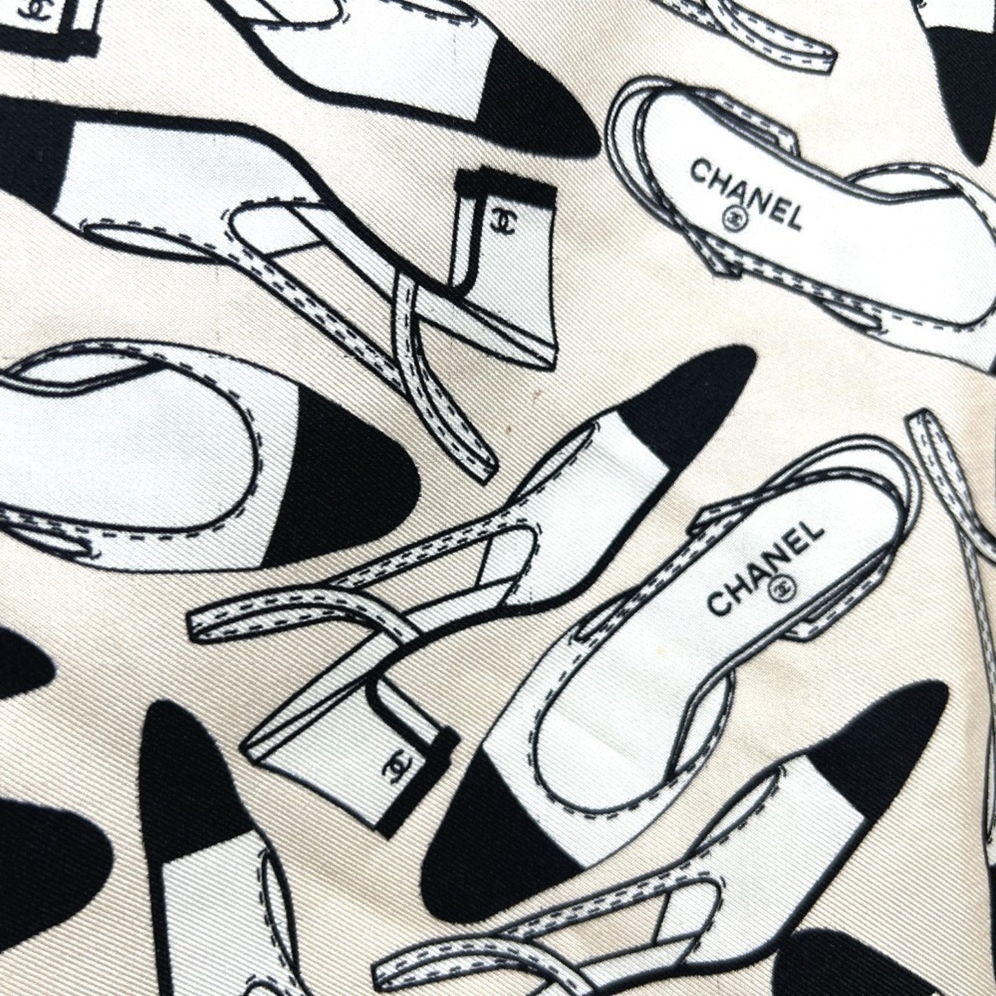 Chanel Chanel Pump Motif Apparel Stole Large Scarf Muffler Silk