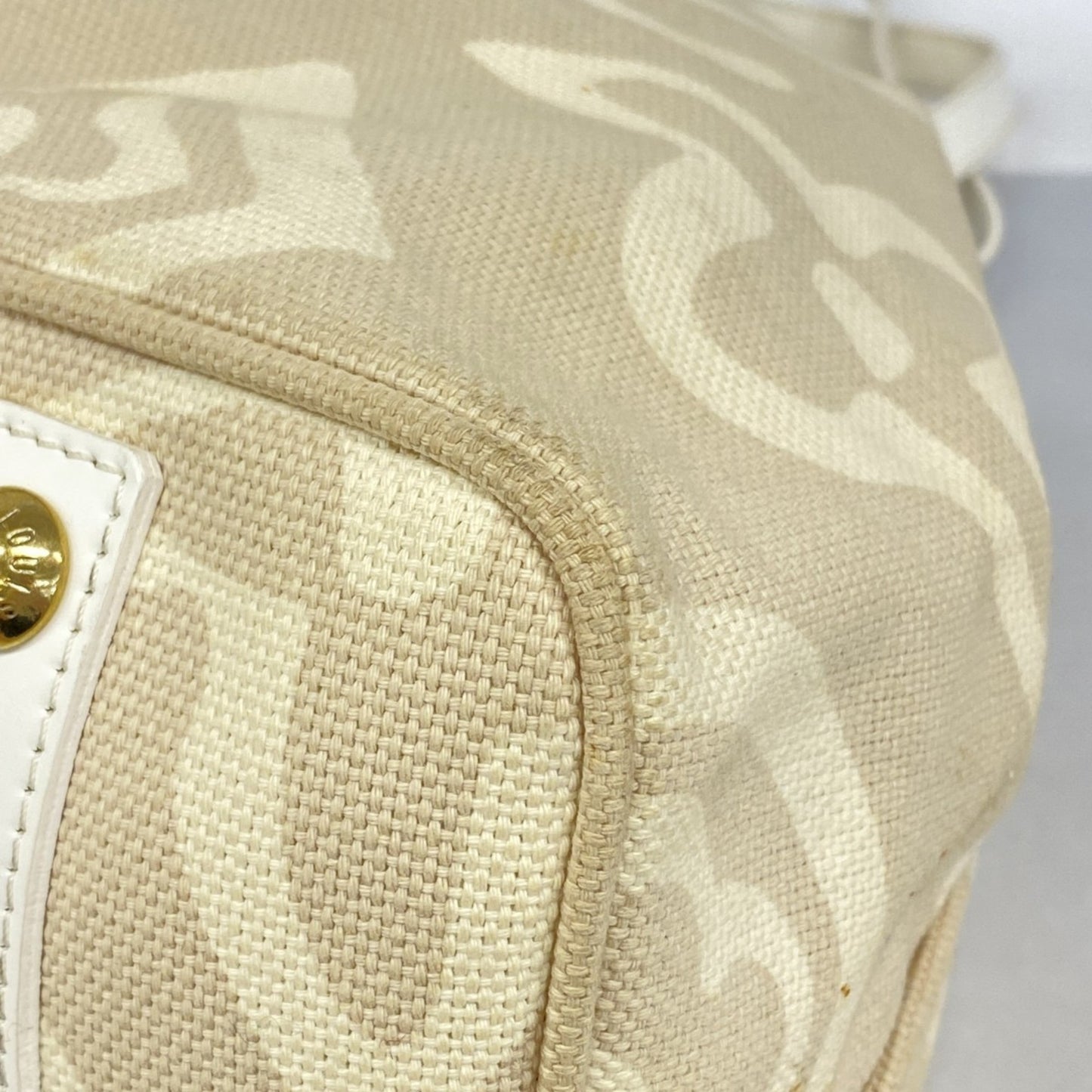 Louis Vuitton Taisienne Shoulder Bag