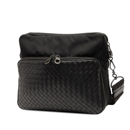Bottega Veneta Intrecciato Shoulder Bag In Black Leather