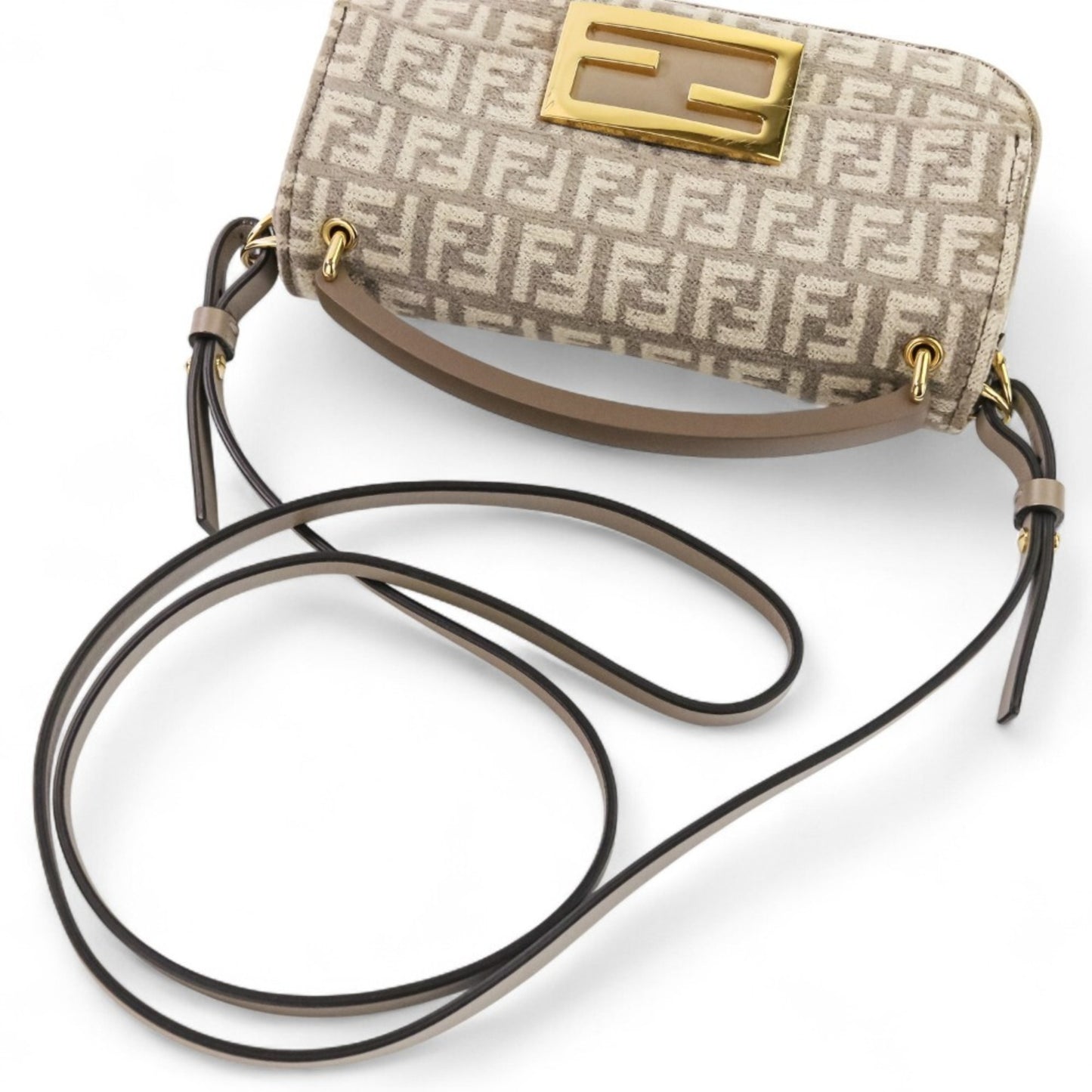 Fendi Zucca Baguette Tapestry Fabric Phone Pouch Shoulder Bag 7As142 Greige