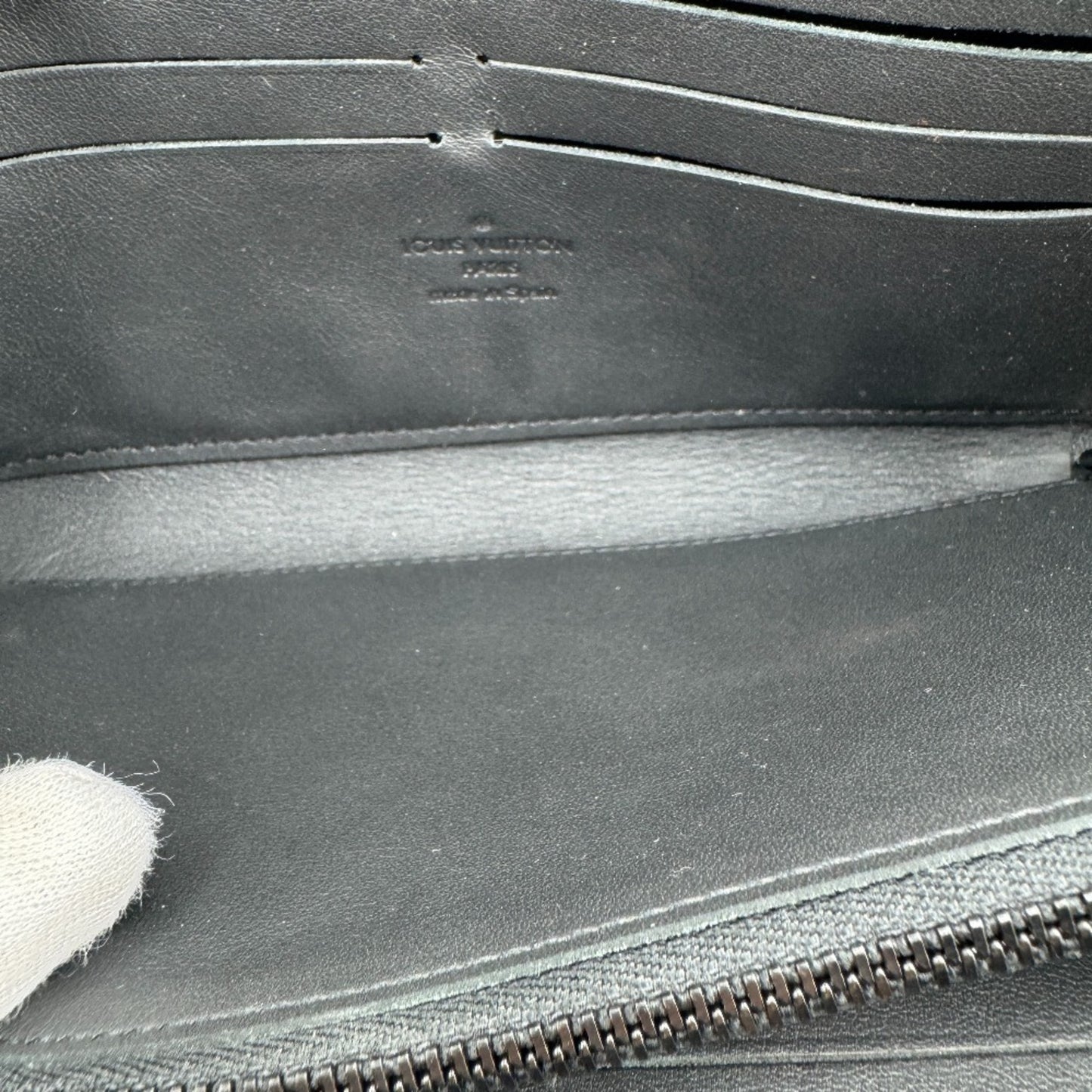 Louis Vuitton M11721 Zippy Wallet Horizontal Round Monogram Long Black