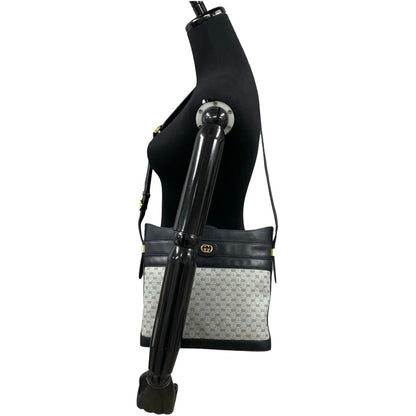 Gucci Old Gucci Micro Gg Logo Hardware Leather Genuine Shoulder Bag Pochette Navy 03913