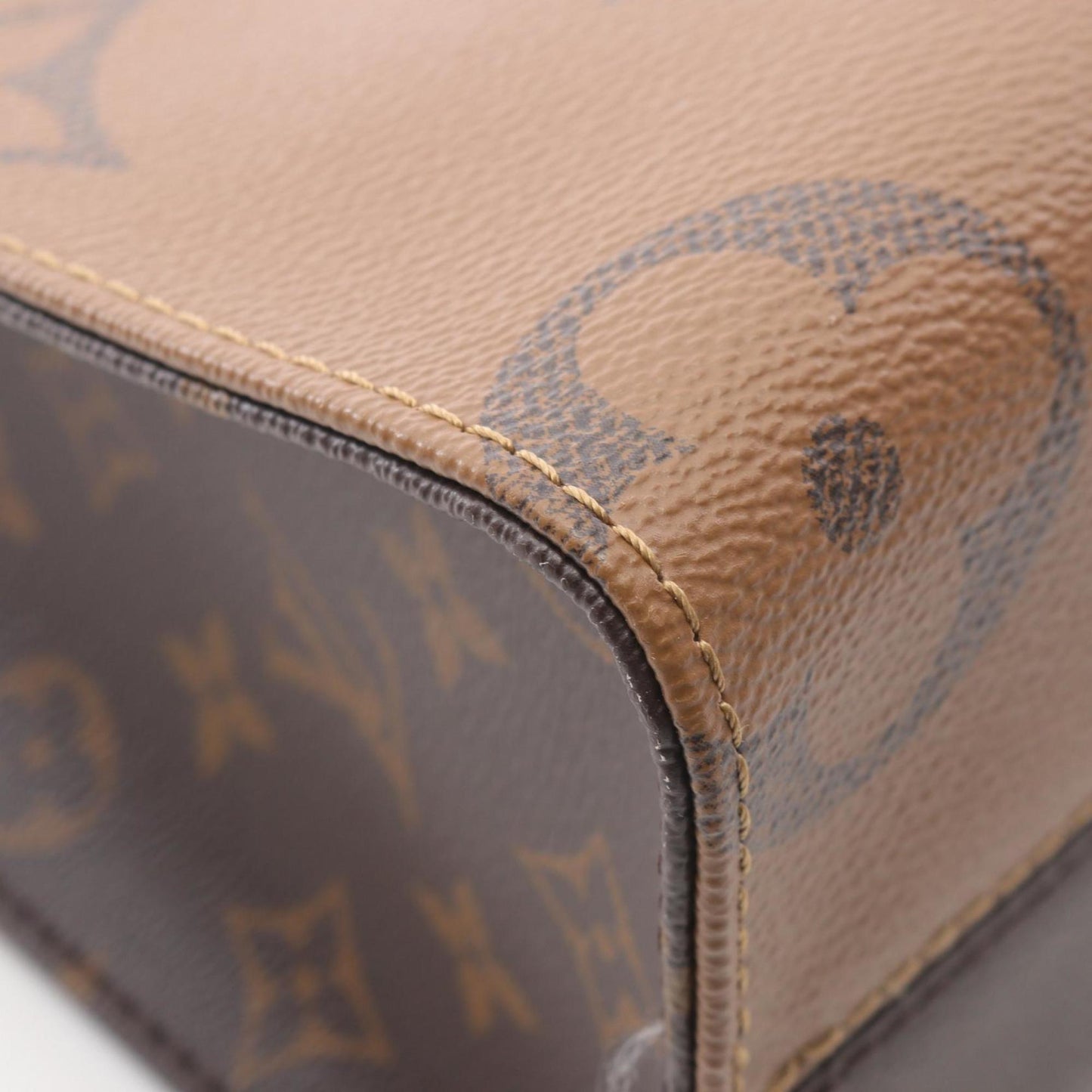 Louis Vuitton On The Go Pm Monogram Giant Reverse Handbag