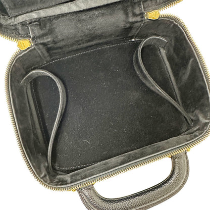 Chanel Matelasse Women'S Handbag In Black Leather With Gold Hardware