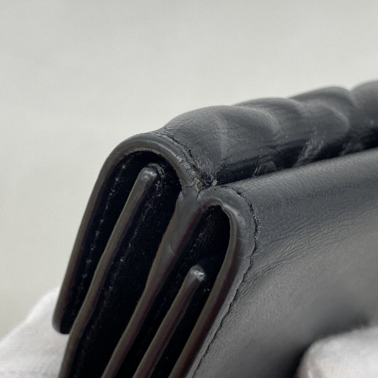 Fendi Tri-Fold Wallet In Black Leather