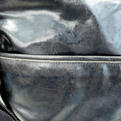 Gucci Crest Shoulder Bag 181098 Black