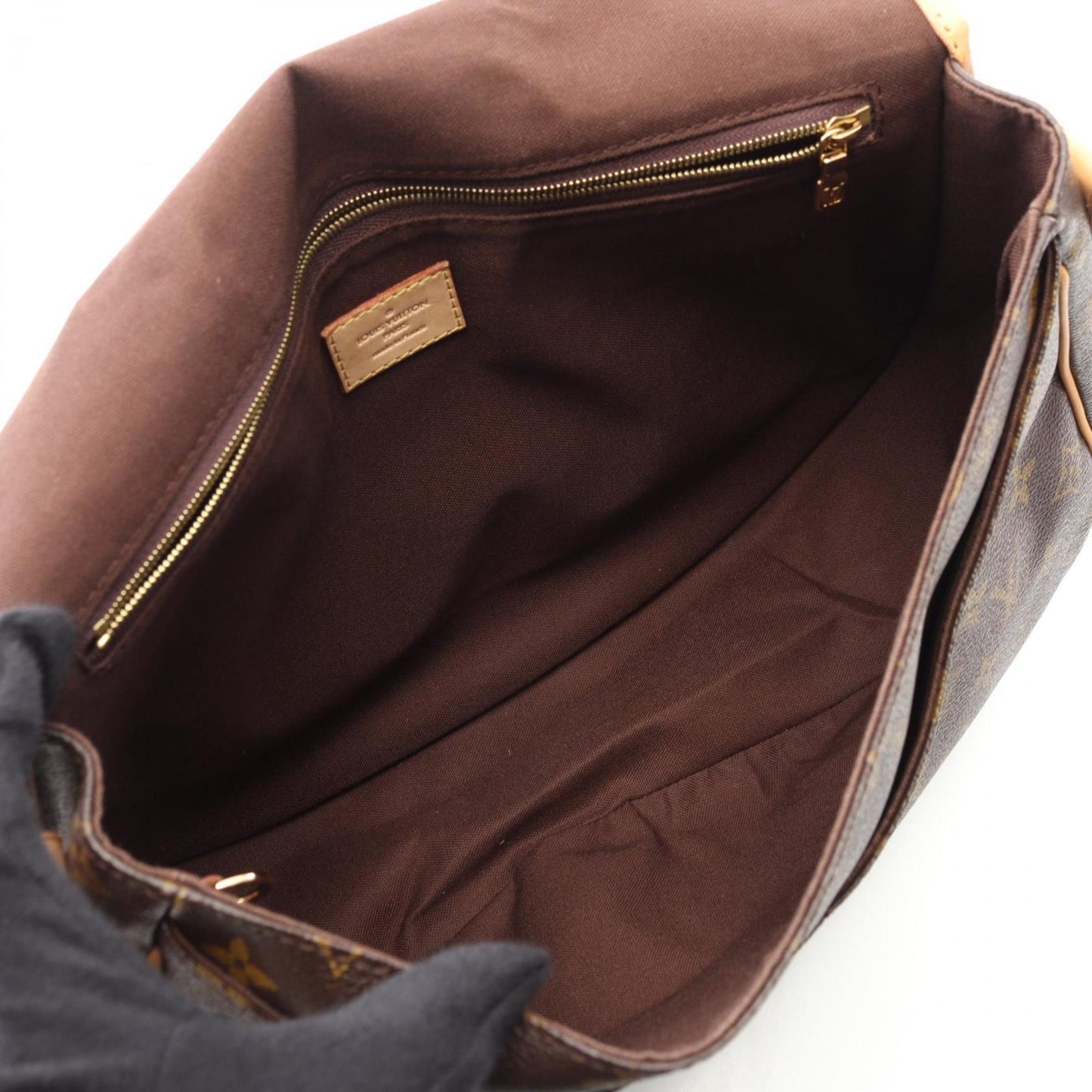 Louis Vuitton Mnilmontant Mm Shoulder Bag In Coated Canvas And Leather With Monogram Design