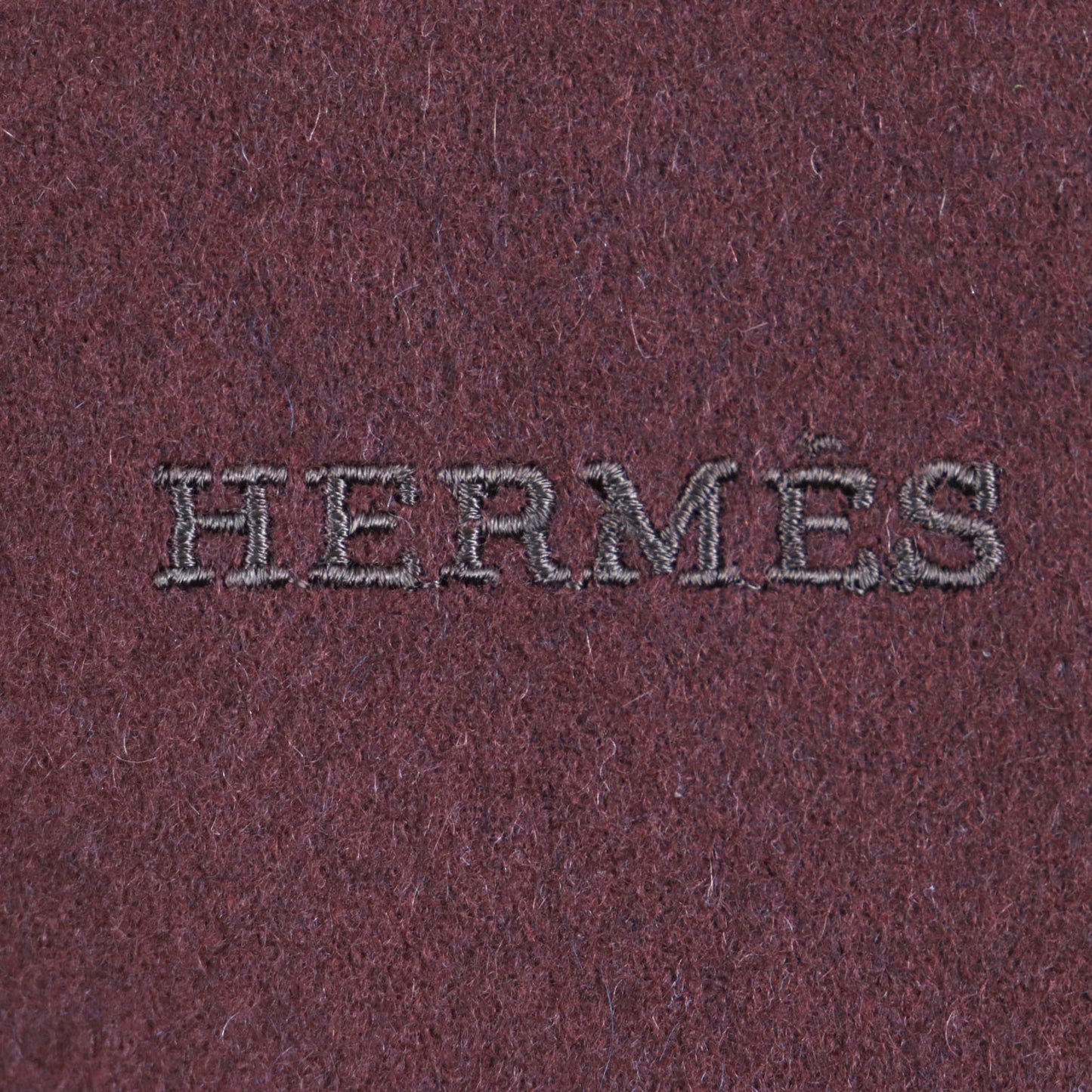 Hermes Men'S 100% Cashmere Scarf With Fringe And Embroidered Logo