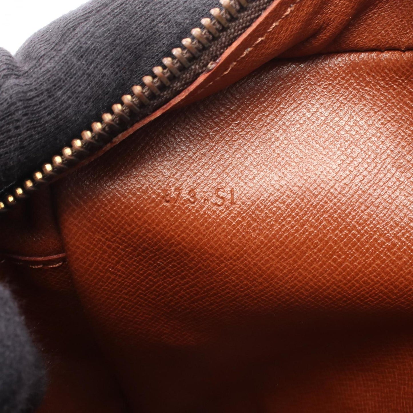 Louis Vuitton Compigne 28 Second Bag/Clutch Bag