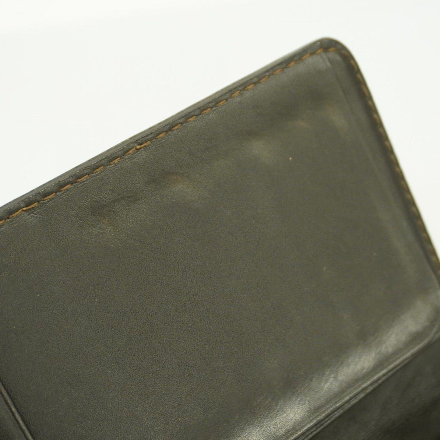 Louis Vuitton Utah Long Wallet