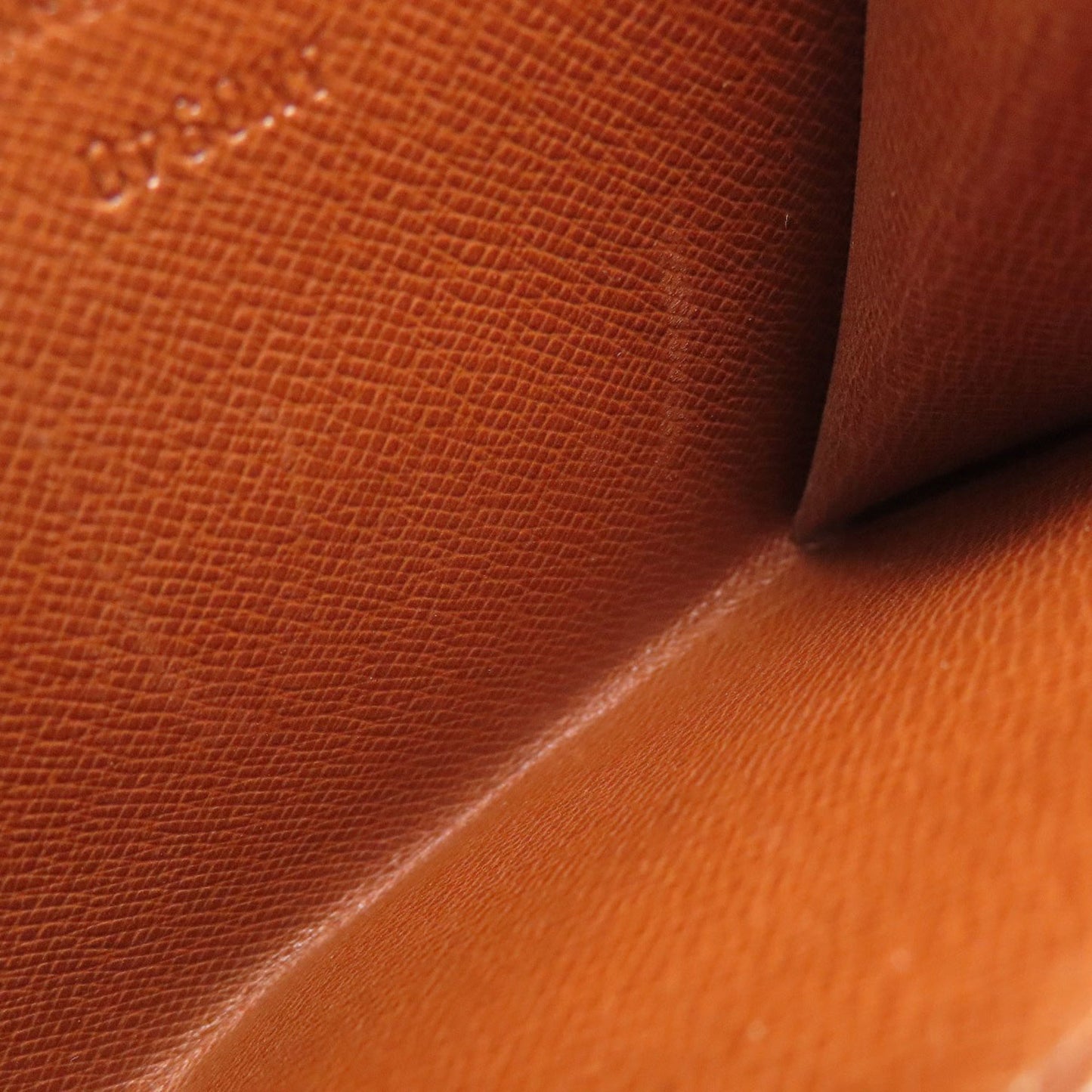 Louis Vuitton M61660 Porte Monnaie Bi-Fold Wallet In Monogram Canvas